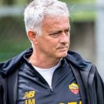 Mourinho nega negociação com o PSG: “Nunca falei com eles” 
