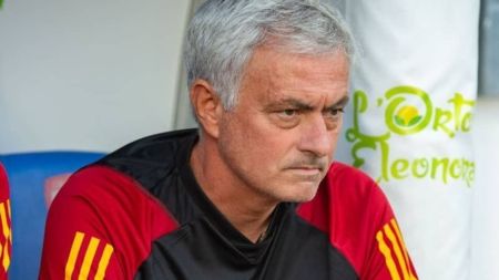 Mourinho homenageou títulos europeus em tatuagem