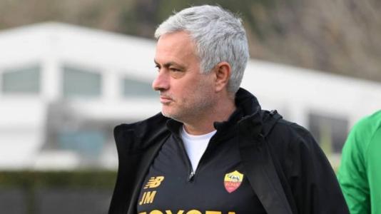 Mourinho teria recusado o convite da Seleção Brasileira, segundo jornal italiano