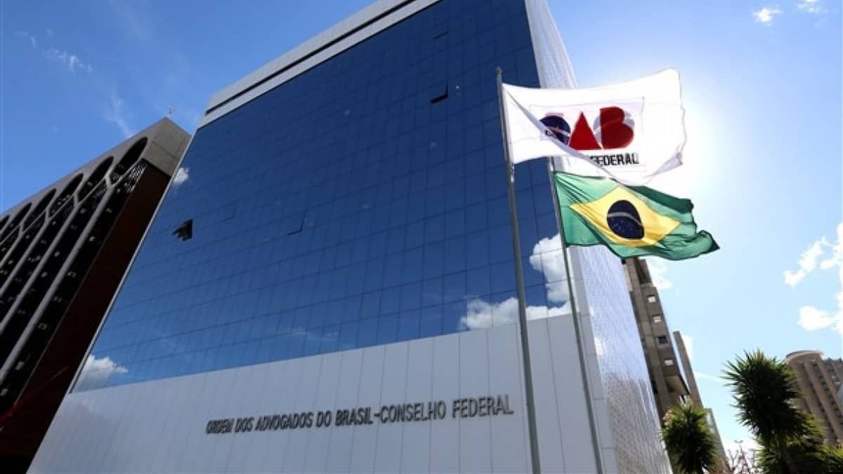 Grupo de advogados lança campanha por 'Diretas Já' na OAB: 'para o bem da cidadania'