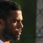 MP de Barcelona alega risco de fuga e pede que Daniel Alves siga preso