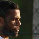MP de Barcelona alega risco de fuga e pede que Daniel Alves siga preso