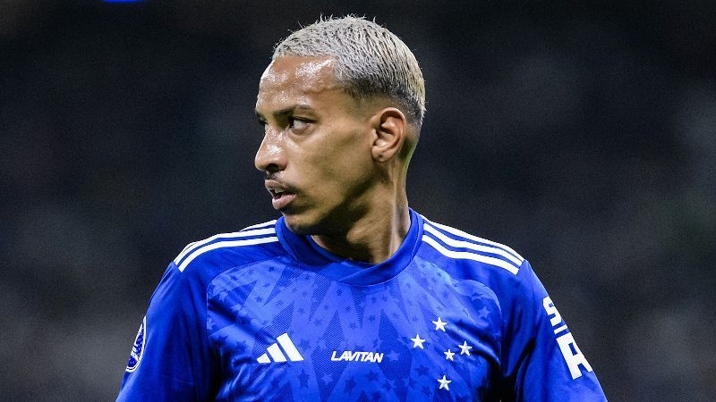 E o anúncio? Matheus Pereira faz mistério sobre permanência no Cruzeiro