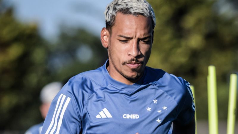 Preocupação para Seabra: Cruzeiro tem seis pendurados para jogo contra o Juventude
