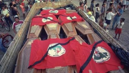MST x Polícia do Pará em abril de 96, terminando com mais de 20 mortes durante o confronto