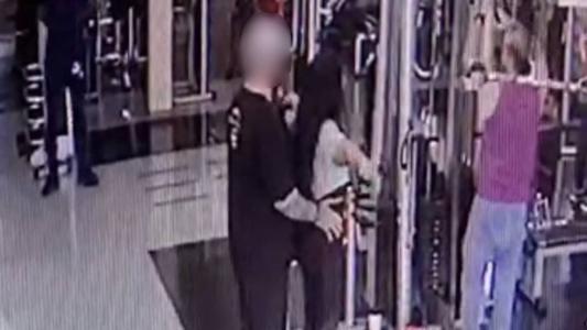 Mulher afirma ter sido assediada e agredida pelo personal trainer