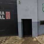 Brasileira condenada por roubo é extraditada de Portugal e levada para presídio sob escolta da PF