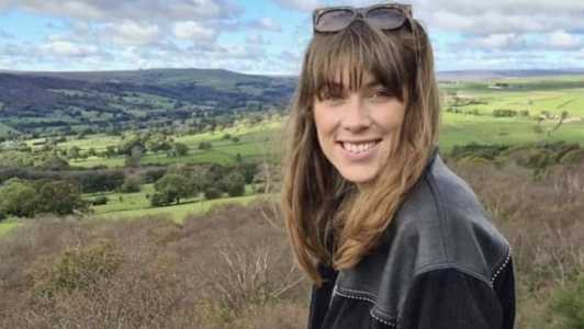 Mulher descobre que nunca teve câncer após passar por dois anos de tratamento para doença