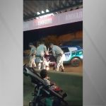 Mulher é agredida por policial militar durante abordagem em Goiás; veja vídeo