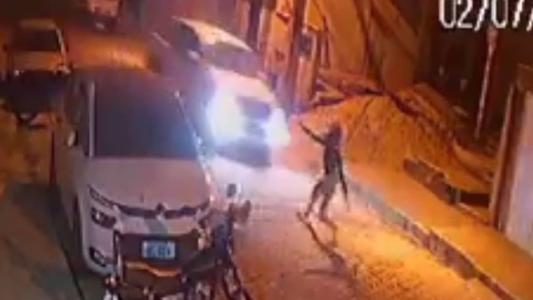 Mulher foi atropelada por carro e morreu no local