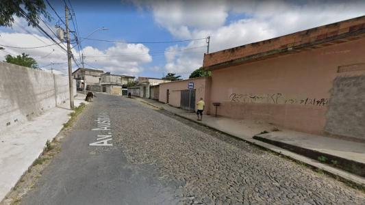Mulher foi atropelada por ônibus em avenida de Ribeirão das Neves