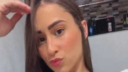 Mulher foi encontrada morta no banheiro da casa onde mora