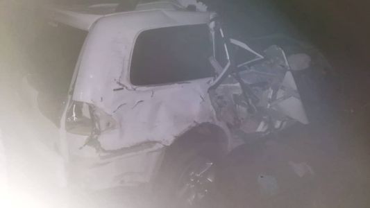 Mulher morreu presa às ferragens após carro capotar