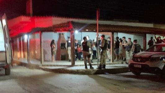 Mulher sobreviveu e se recupera em casa