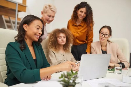 Fórum debate empreendedorismo feminino em Mariana