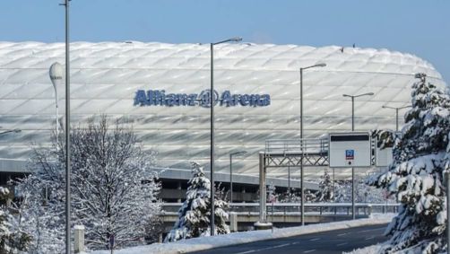 Munique foi alvo de forte nevasca e partida do Bayern acabou adiada