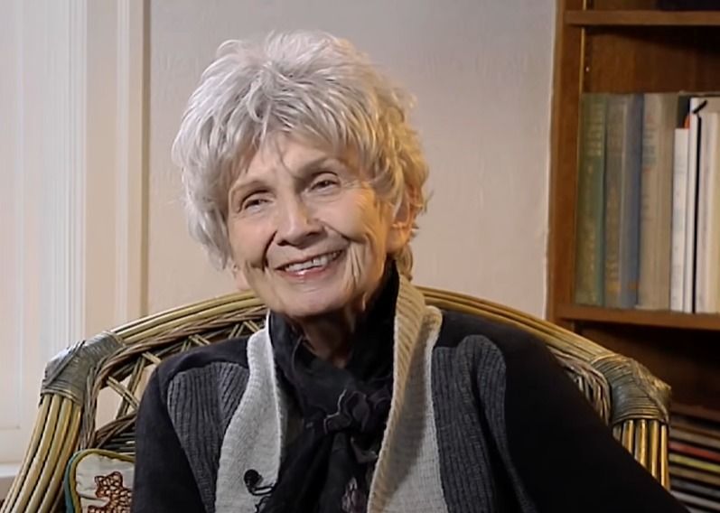 Morre Alice Munro, escritora canadense Nobel de Literatura, aos 92 anos