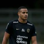 Murillo desfalca o Corinthians em treinamento no CT