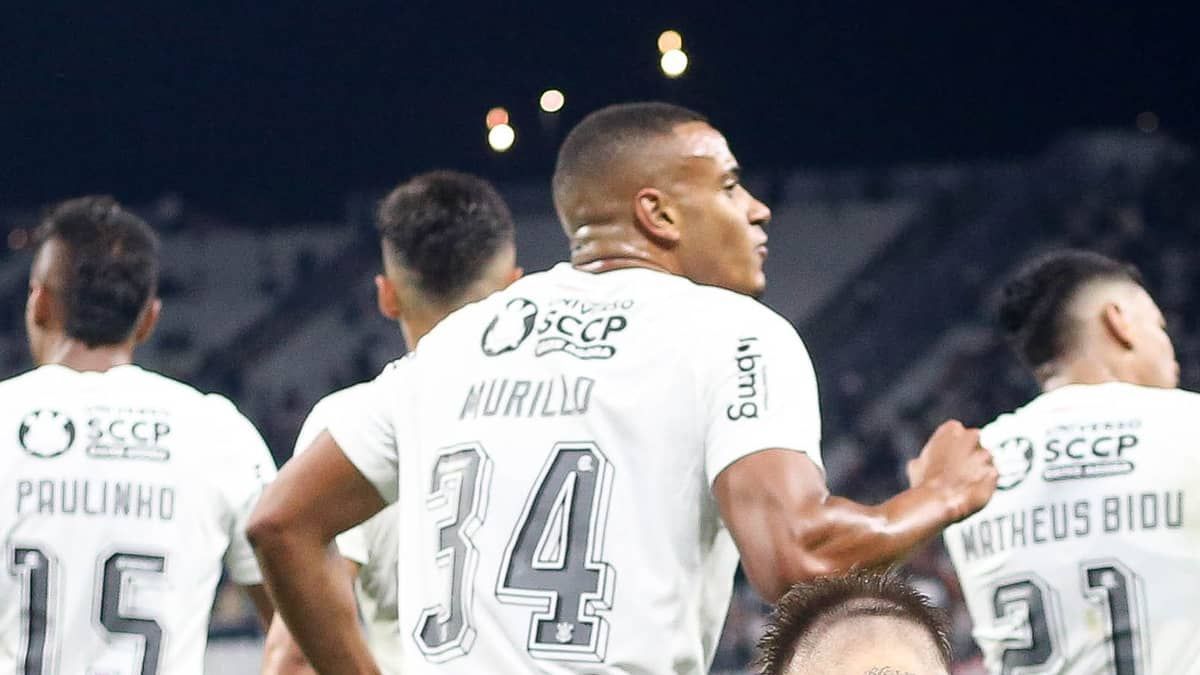 Jovem da base se destaca e ganha força por titularidade fixa no Corinthians