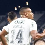 Jovem da base se destaca e ganha força por titularidade fixa no Corinthians