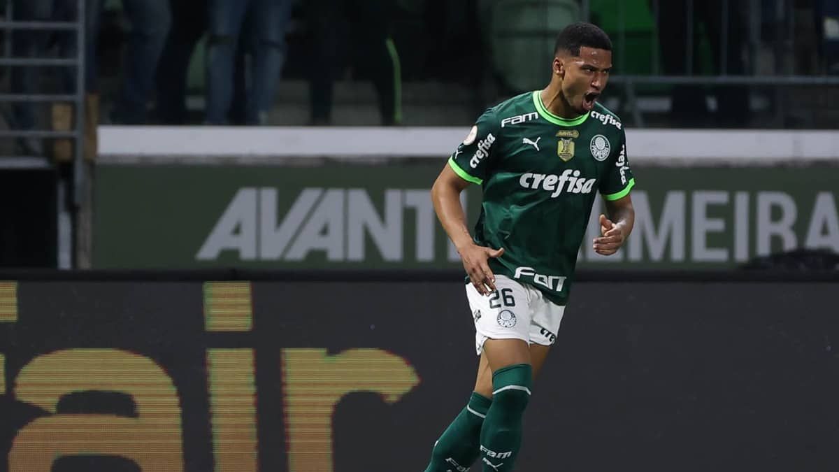 Murilo entra para top-10 de zagueiros artilheiros no Palmeiras; veja lista