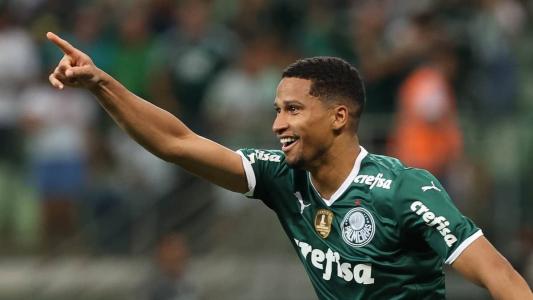 Murilo foi revelado pelo Cruzeiro e vendido ao futebol russo antes de chegar ao Palmeiras