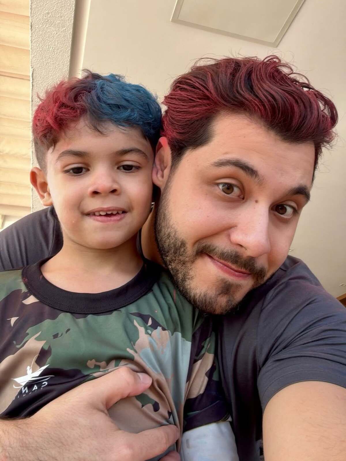 Atitude de Murilo Huff chama atenção em meio a guarda provisória do filho
