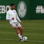 Palmeiras se reapresenta para treinos com Murilo em campo