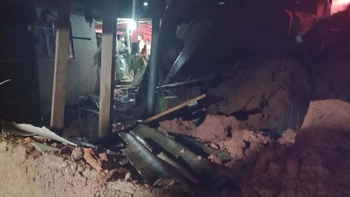Jardim de infância é alagado durante fortes chuvas em Alfredo Vasconcelos  