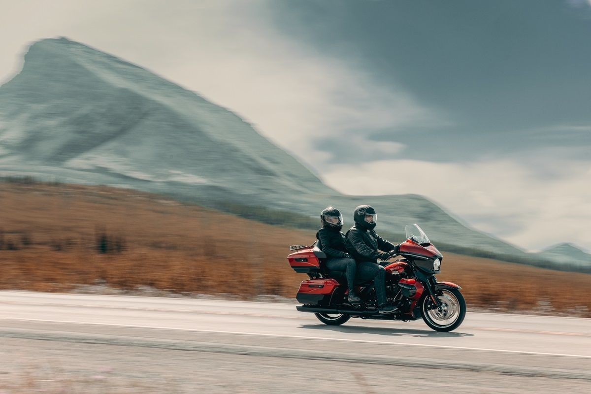 Atenção estradas: tem nova Touring da Harley-Davidson na área