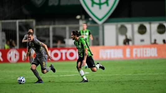 Na estreia das equipes na Sul-Americana, o América goleou o Peñarol por 4 a 1 em Belo Horizonte