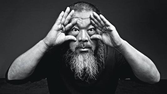 Na exposição, serão exibidas milhares de ferramentas de pedra do período neolítico adquiridas pelo artista em pequenos mercados chineses