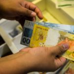 Massa de renda dos brasileiros cresce 9,6% em abril e soma R$ 278,8 bilhões, diz IBGE