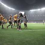 Atlético busca ressarcimento após multa da Conmebol pelo gramado do Mineirão
