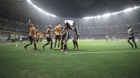 Na ocasião, Atlético venceu o Millonarios por 3 a 1 e avançou à fase de grupos da Copa Libertadores