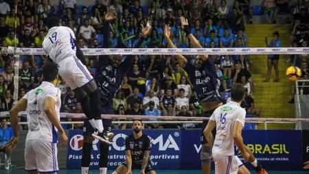 Na última quinta, López foi um destaques na vitória contra o Blumenau, em SC