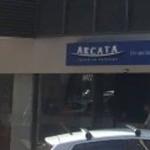 Uma semana após fechamento de clínica, em BH, clientes continuam sem respostas: 'sem esperança'