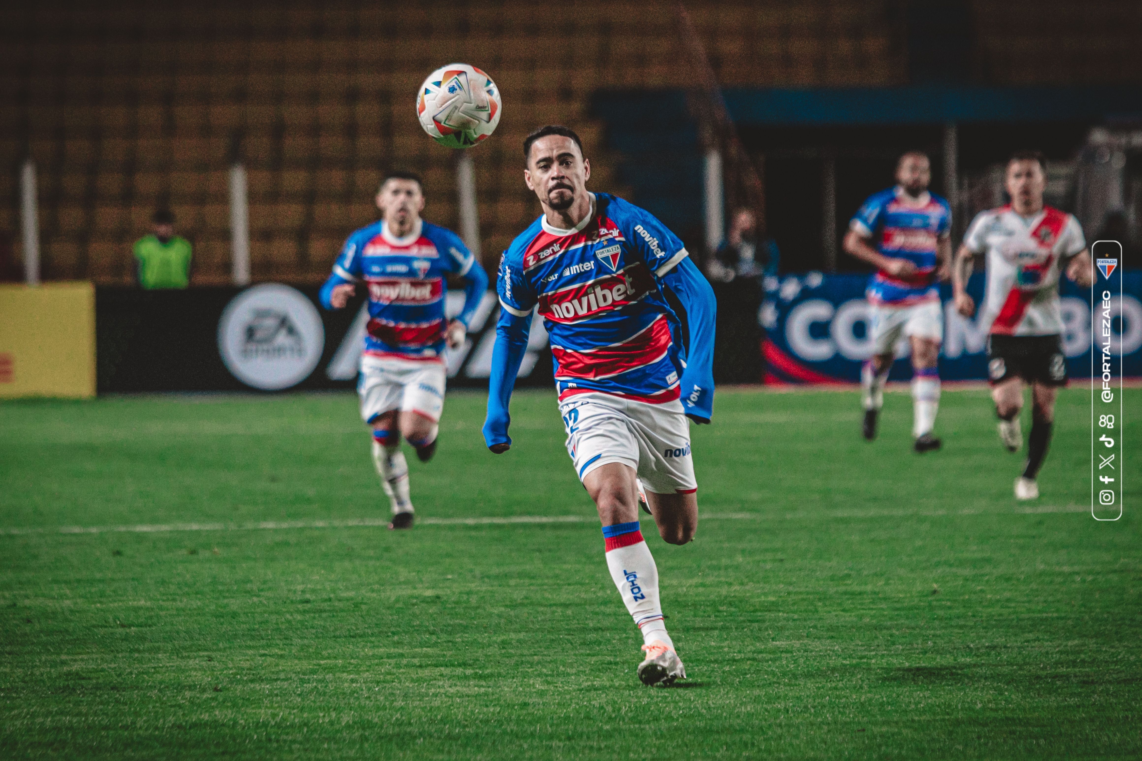 Atacante do Fortaleza explica goleada sofrida na 'Sula': 'Sentimos a altitude'