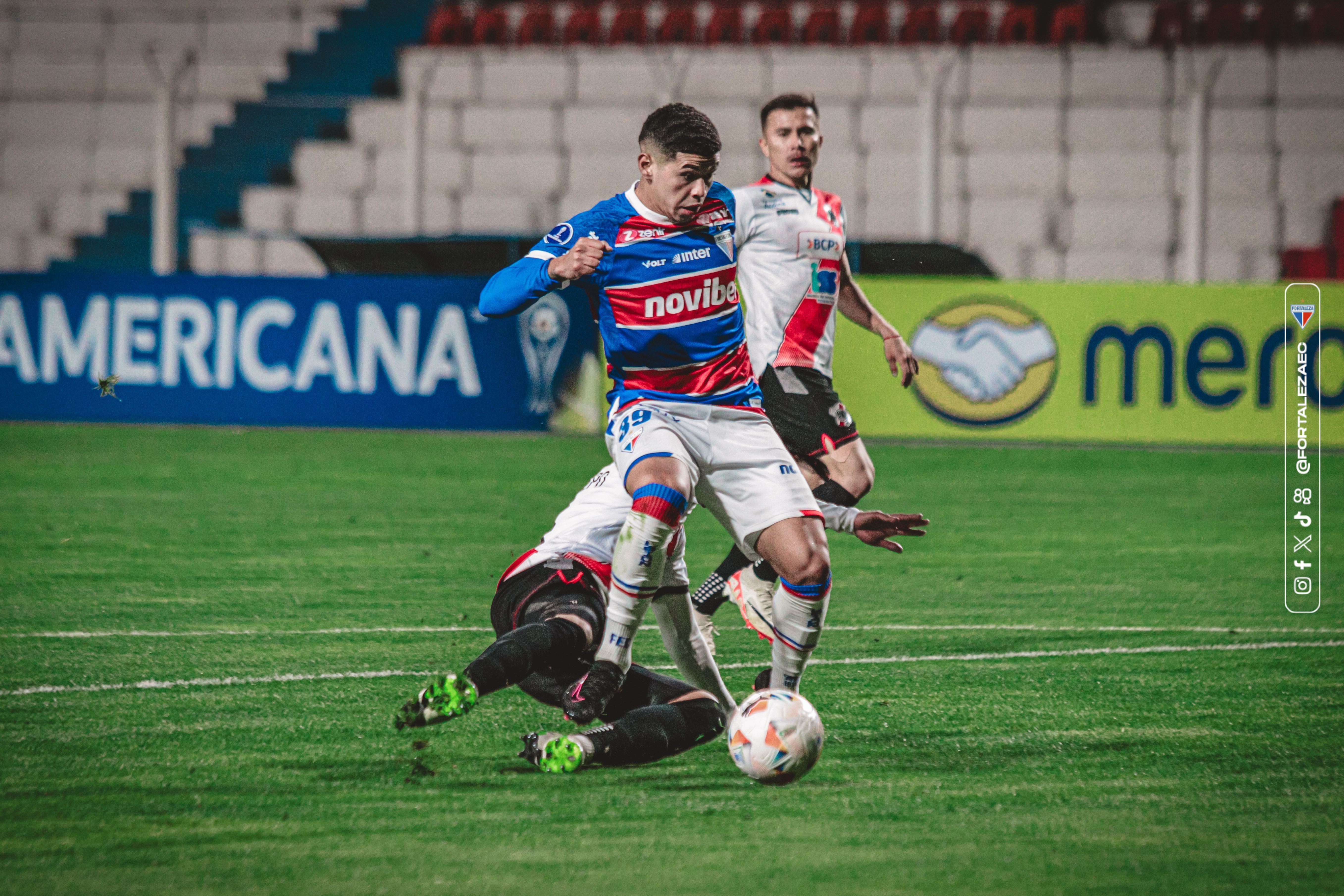 Fortaleza sofre na altitude e leva goleada do Nacional Potosí pela Sul-Americana