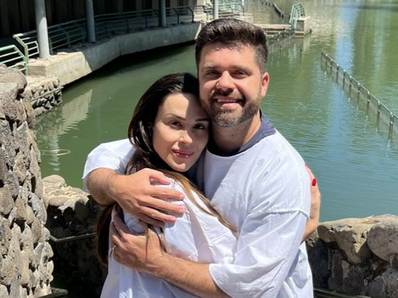 Nadja Haddad agradece apoio do marido após perda do filho