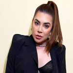 Naiara Azevedo mostrou à polícia fotos de hematomas supostamente causados pelo ex-marido