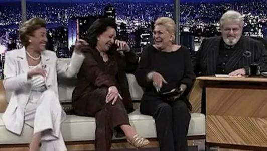 Nair Bello, Lolita Rodrigues e Hebe Camargo com Jô Soares