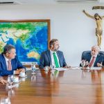 'Não compareceu em nenhuma reunião, ele mandou o vice“, disse Lula sobre Zema em discussão da dívida de MG
