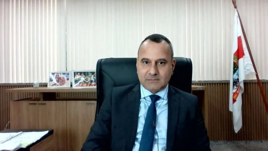 Não vamos abandonar Lula por ministério, diz Waguinho à CNN.