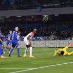 Napoli vence sexta seguida e dispara na Itália