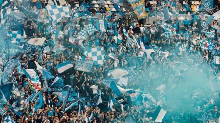Napoli vence o Campeonato Italiano após 33 anos e torcida faz a festa