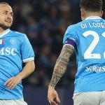Napoli vence Sassuolo e segue 'caça' à líder Inter de Milão no Italiano