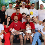Ao lado de Bruna Biancardi, Neymar publica mensagem de Natal nas redes