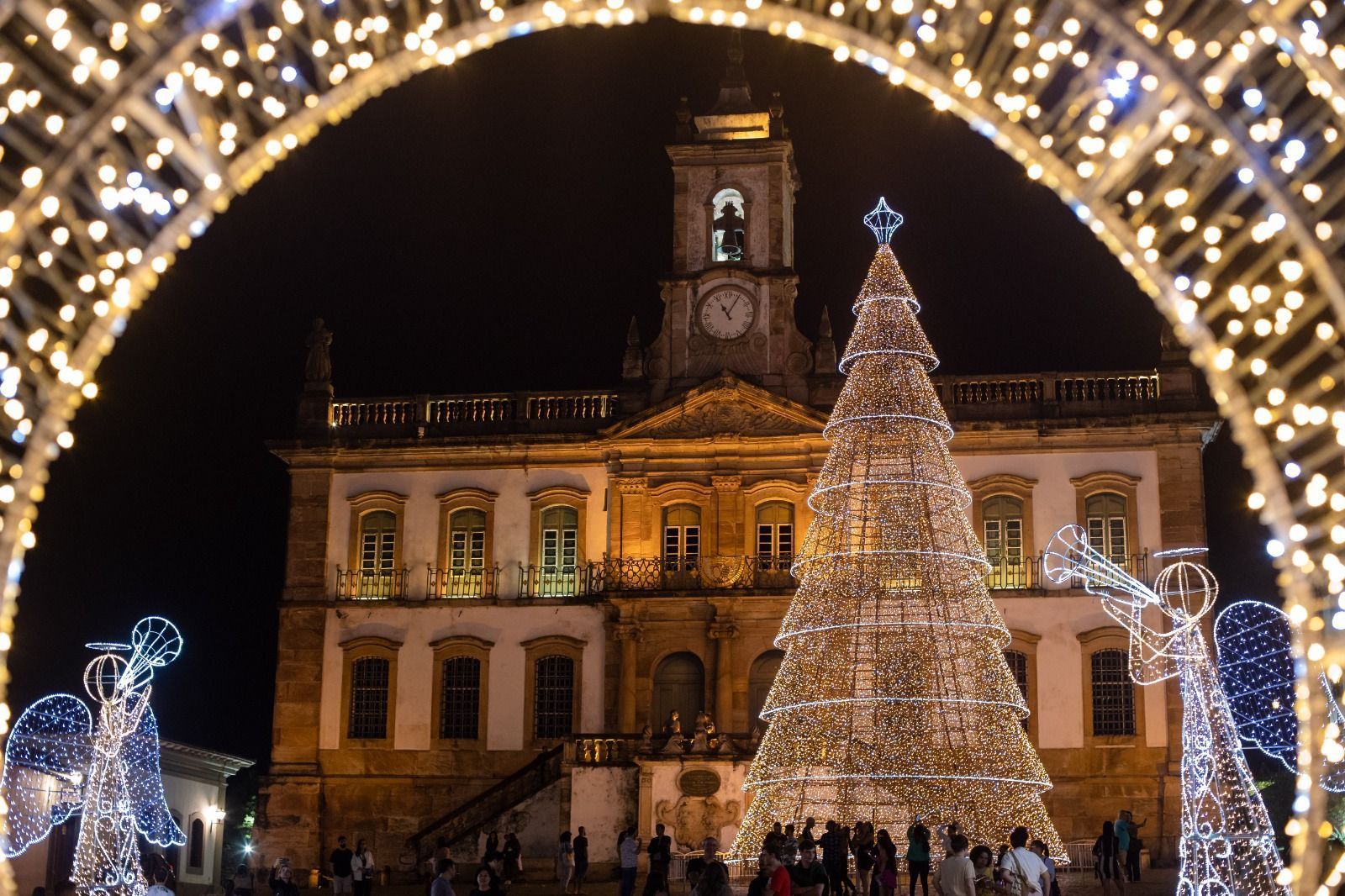 Natal de Ouro Preto movimenta turismo com programação diversificada