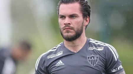 Nathan durante treinamento na Cidade do Galo
